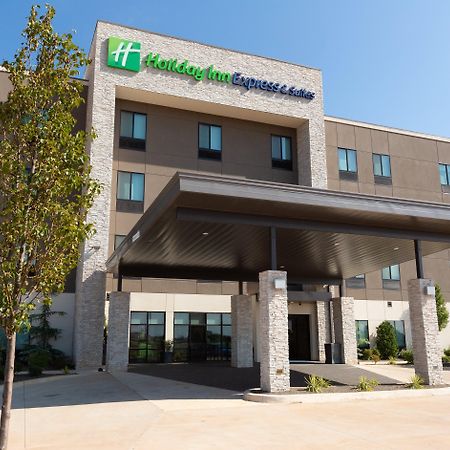 Holiday Inn Express & Suites - Kingfisher, An Ihg Hotel Bagian luar foto